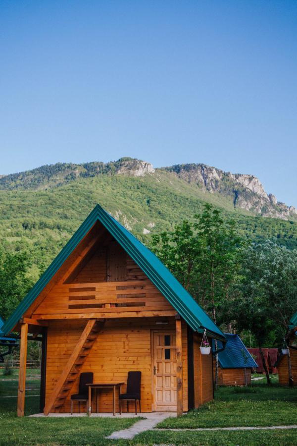 Camp Sutjeska Hotel Tjentiste Exterior photo