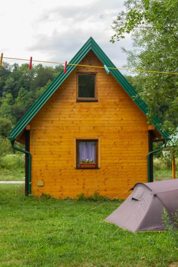 Camp Sutjeska Hotel Tjentiste Exterior photo
